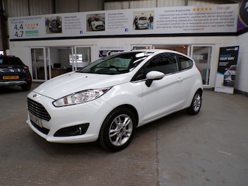 Used Ford Fiesta 2015 for sale - 79053470: Photo