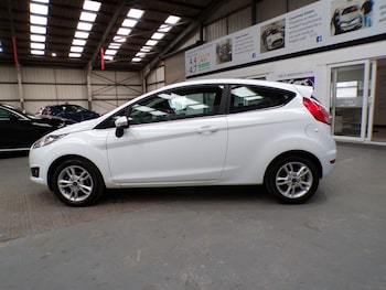 Used Ford Fiesta 2015 for sale - 79053470: Photo