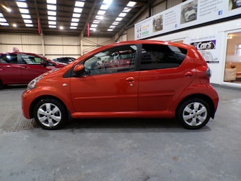 Used Toyota AYGO 2013 for sale - 77070445: Photo