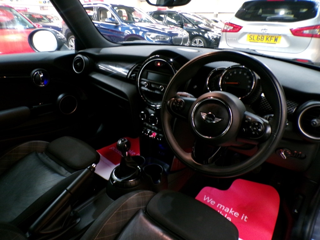 Used MINI Hatch 2014 for sale - 76786989: Photo 19