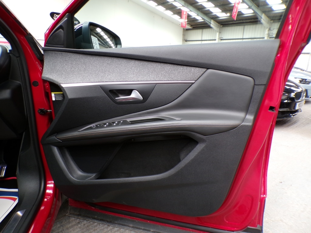 Used Peugeot 3008 2018 for sale - 78211543: Photo 16