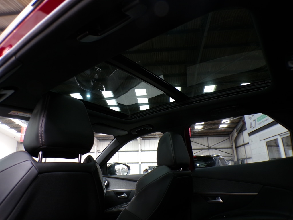 Used Peugeot 3008 2018 for sale - 78211543: Photo 32