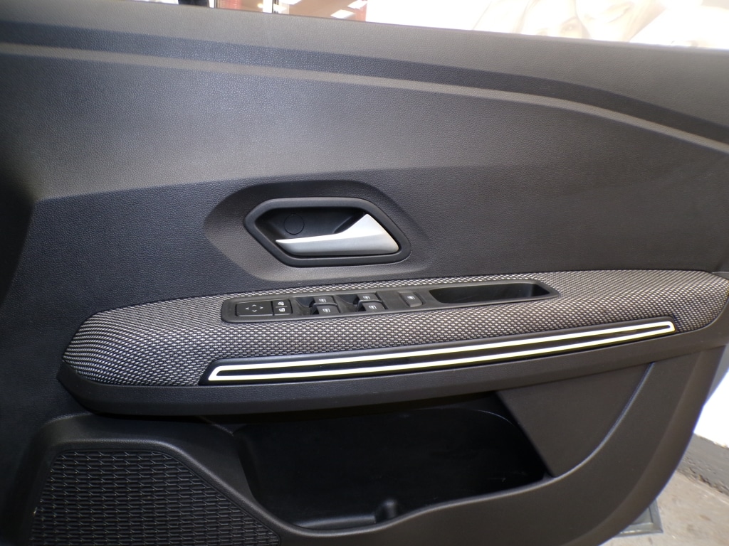 Used Dacia Jogger 2023 for sale - 76787031: Photo 16