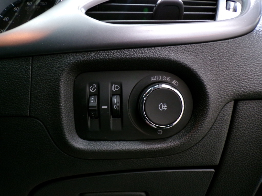 Used Vauxhall Astra 2017 for sale - 77423705: Photo 24