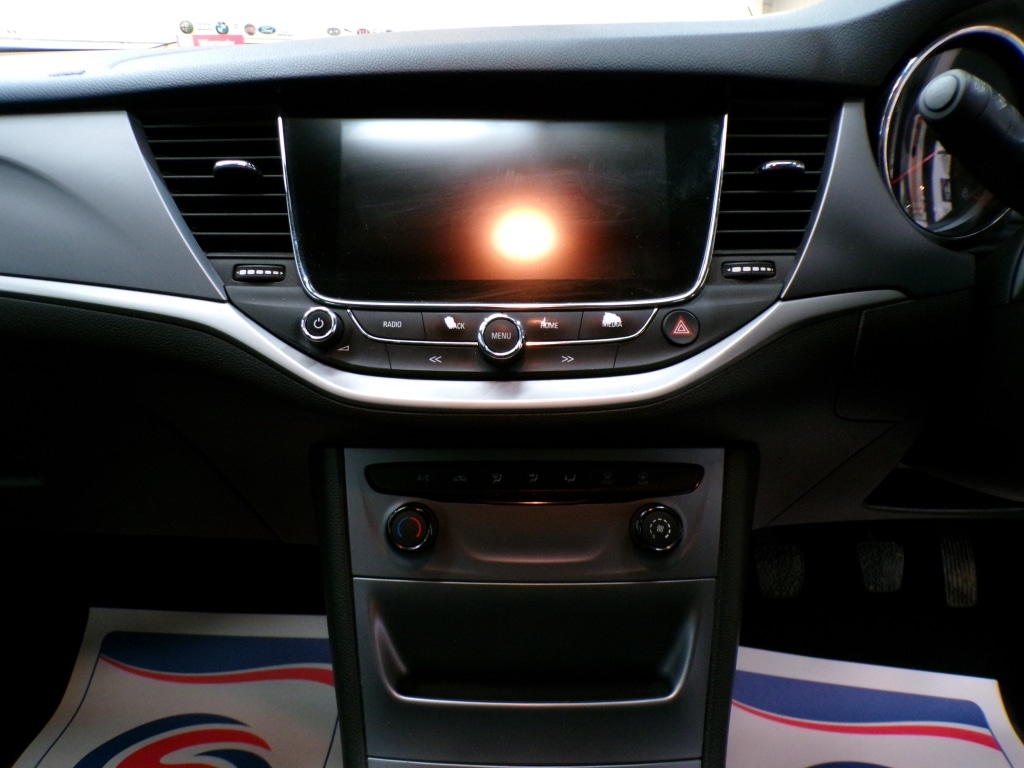 Used Vauxhall Astra 2017 for sale - 77423705: Photo 26