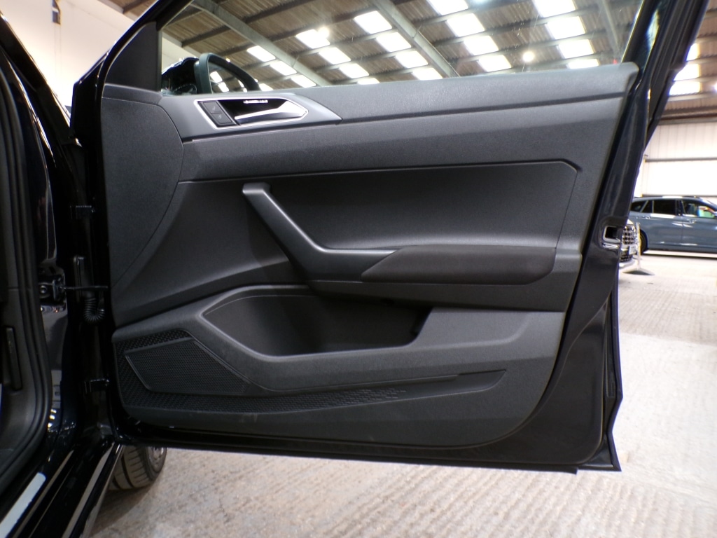 Used Volkswagen Taigo 2024 for sale - 78155618: Photo 16