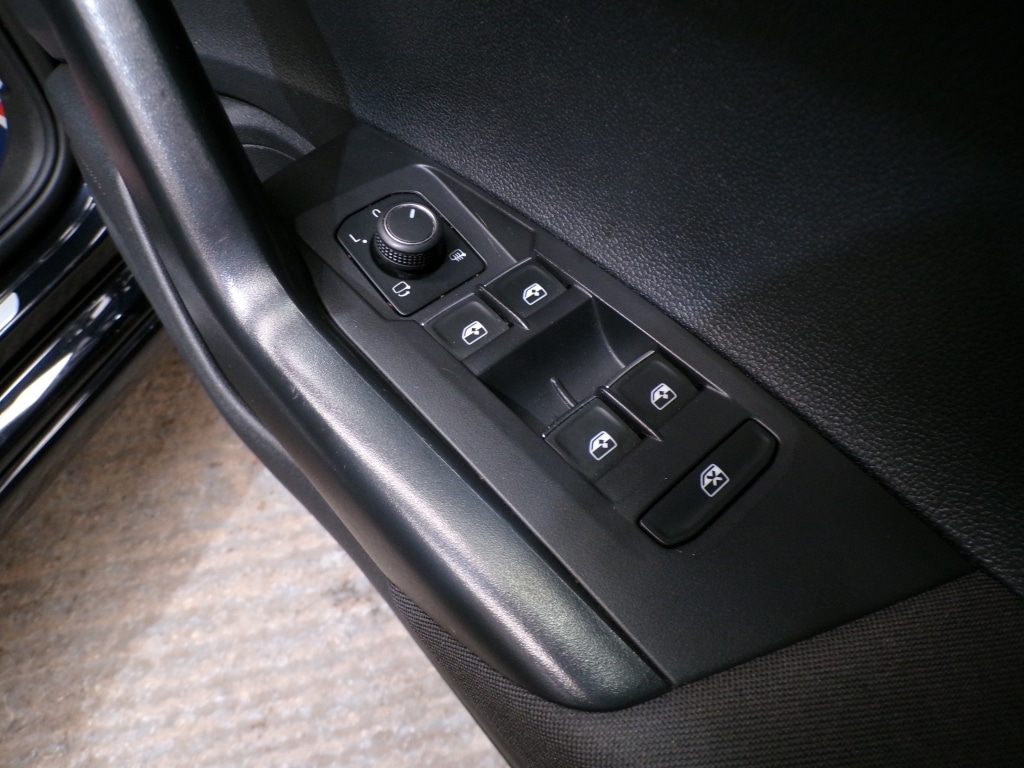 Used Volkswagen Taigo 2024 for sale - 78155618: Photo 17