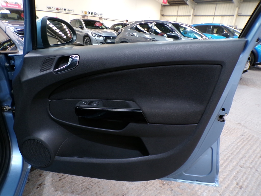 Used Vauxhall Corsa 2014 for sale - 77762240: Photo 16