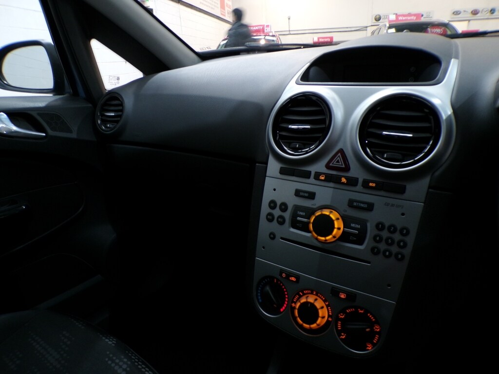 Used Vauxhall Corsa 2014 for sale - 77762240: Photo 25