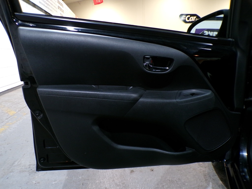 Used Toyota AYGO 2015 for sale - 77107857: Photo 12