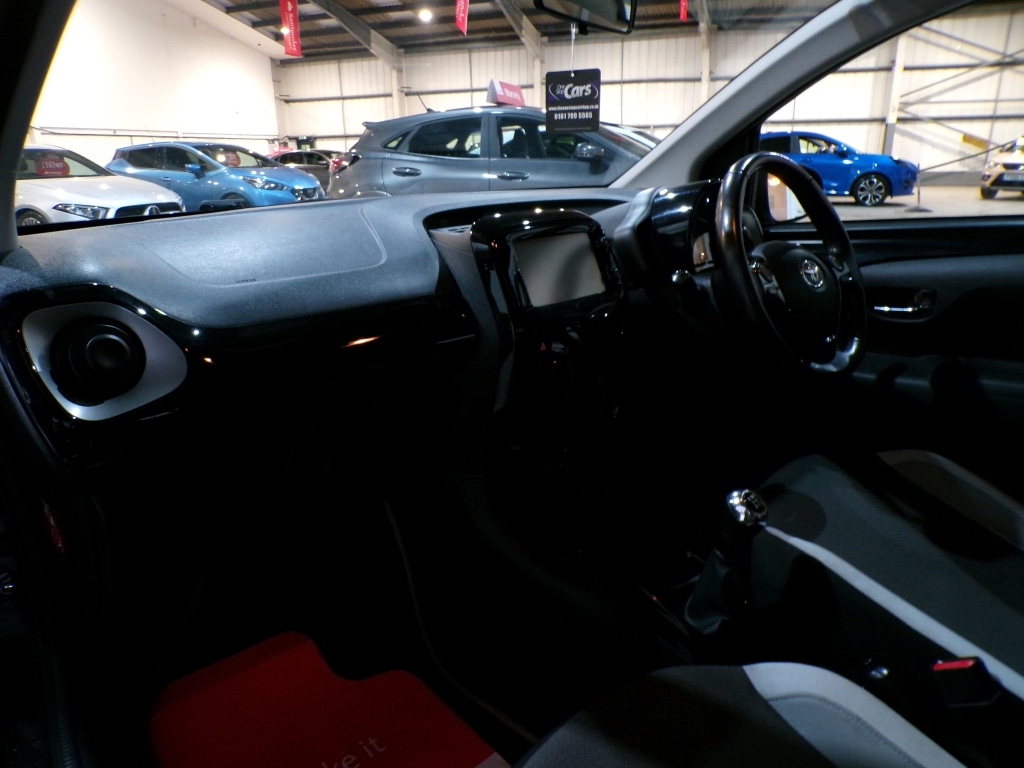 Used Toyota AYGO 2015 for sale - 77107857: Photo 14