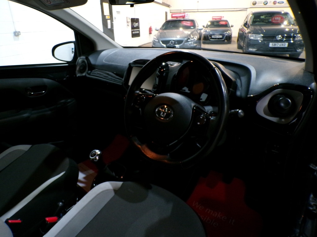 Used Toyota AYGO 2015 for sale - 77107857: Photo 18