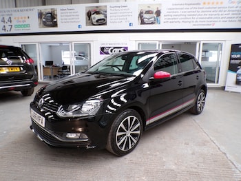 Used Volkswagen Polo 2016 for sale - 78916289: Photo