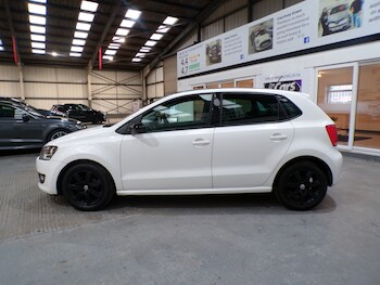 Used Volkswagen Polo 2014 for sale - 77201536: Photo