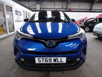 Used Toyota C-HR 2019 for sale - 76786979: Photo