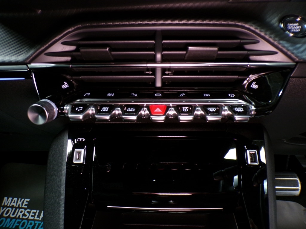 Used Peugeot 208 2020 for sale - 77528078: Photo 29