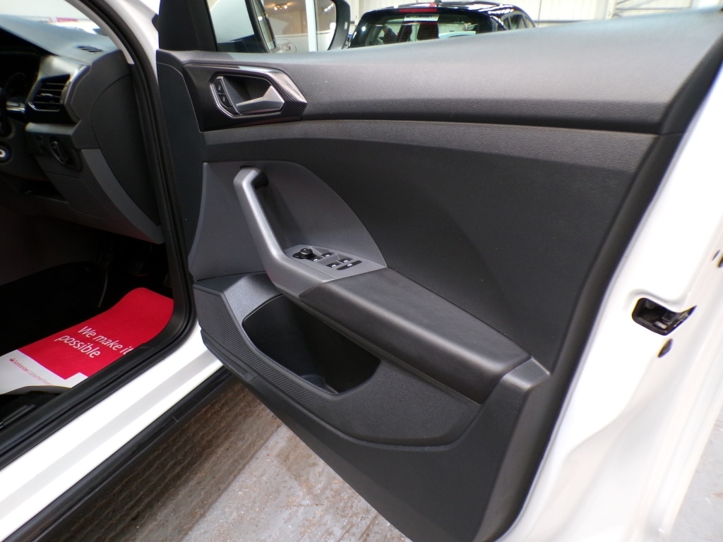 Used Volkswagen T-Cross 2019 for sale - 76787000: Photo 16