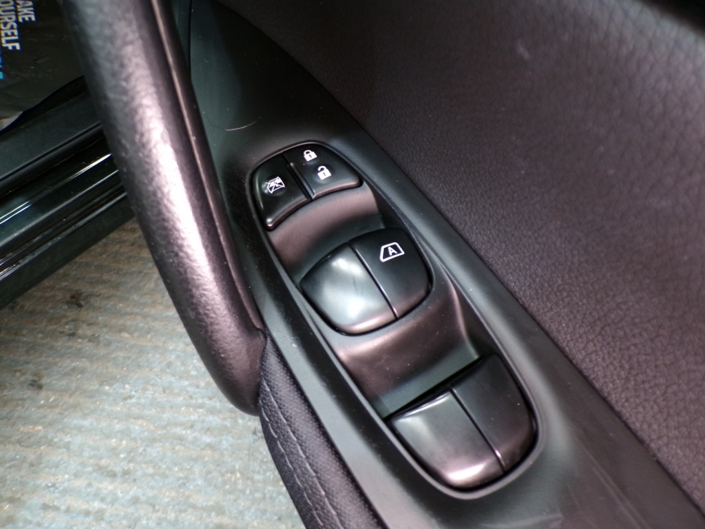 Used Nissan Qashqai 2015 for sale - 78013086: Photo 17