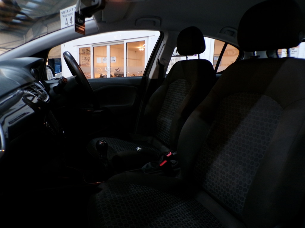 Used Vauxhall Corsa 2015 for sale - 76822009: Photo 14