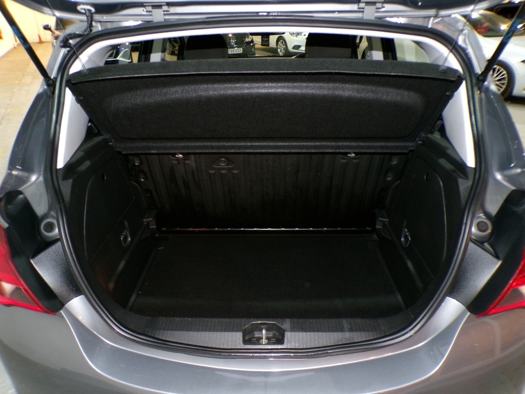 Used Vauxhall Corsa 2015 for sale - 76822009: Photo 33