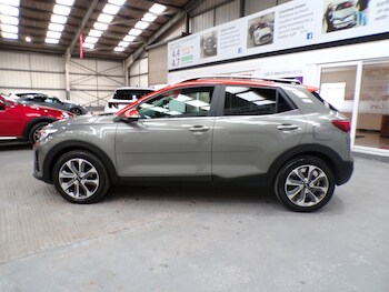 Used Kia Stonic 2020 for sale - 78482824: Photo