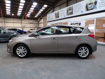 Used Toyota Auris 2014 for sale - 77183349: Photo