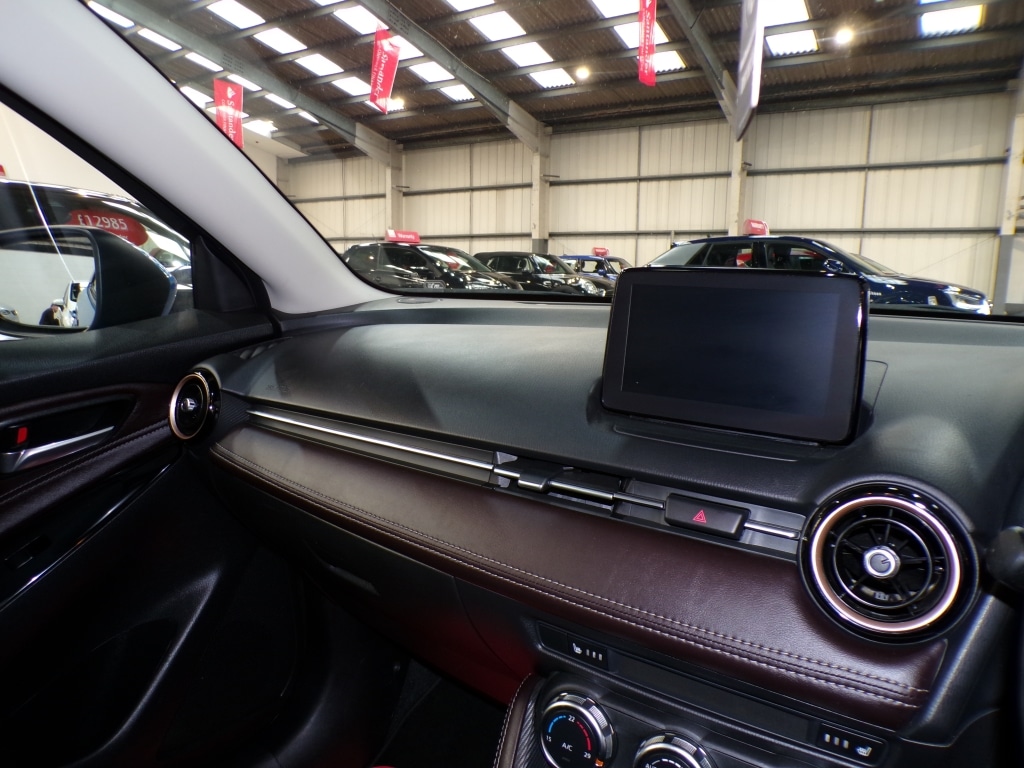 Used Mazda Mazda2 2018 for sale - 76787039: Photo 16