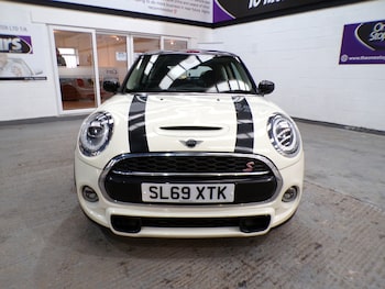Used MINI Hatch 2019 for sale - 77318836: Photo
