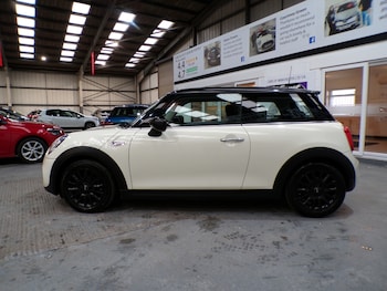 Used MINI Hatch 2019 for sale - 77318836: Photo