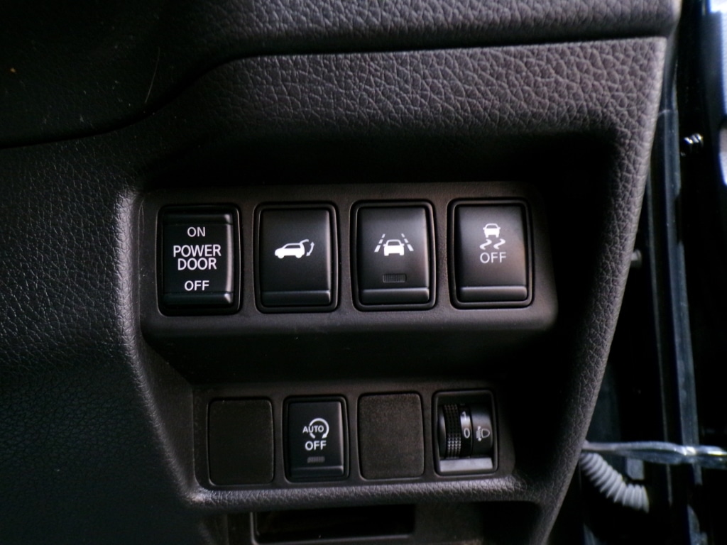 Used Nissan X-Trail 2018 for sale - 77548508: Photo 25