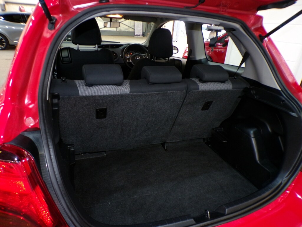 Used Toyota Yaris 2015 for sale - 76786984: Photo 16