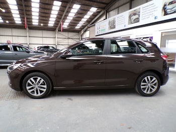 Used Hyundai i30 2017 for sale - 78070767: Photo
