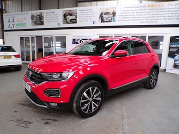 Used Volkswagen T-Roc 2018 for sale - 78660071: Photo