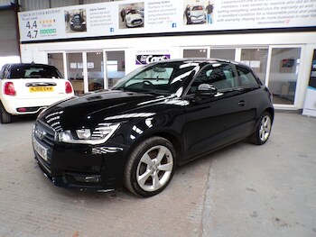 Used Audi A1 2018 for sale - 77702556: Photo