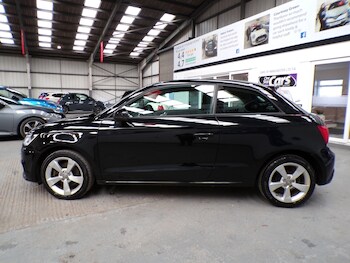 Used Audi A1 2018 for sale - 77702556: Photo