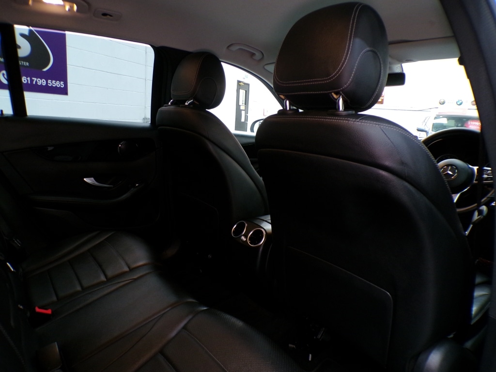 Used Mercedes-Benz GLC 2019 for sale - 77567303: Photo 35