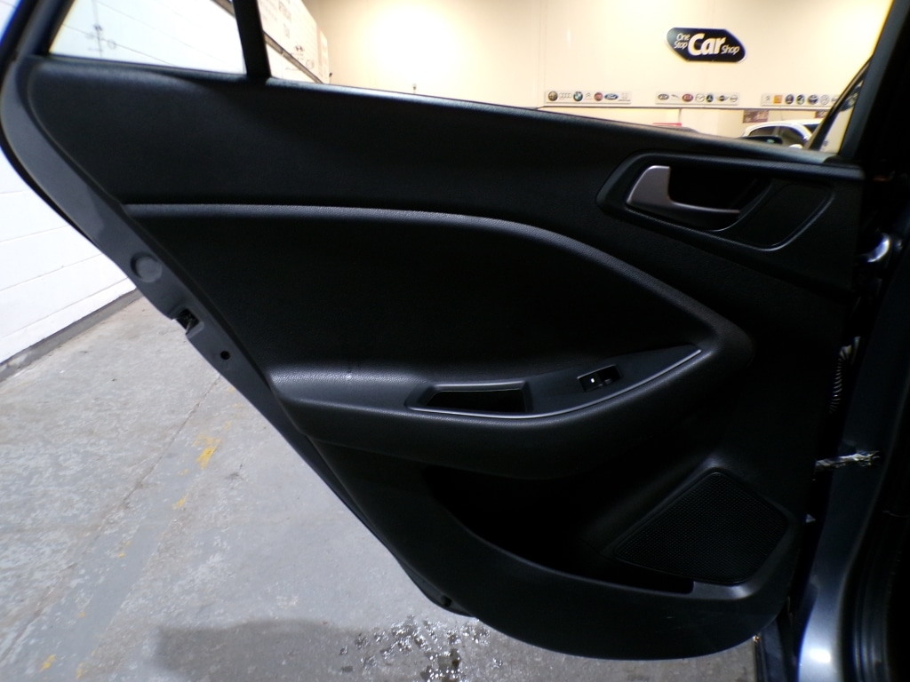 Used Hyundai i20 2017 for sale - 76822012: Photo 27