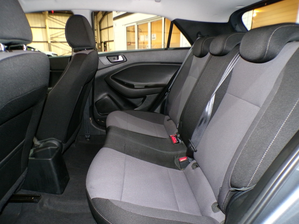 Used Hyundai i20 2017 for sale - 76822012: Photo 28