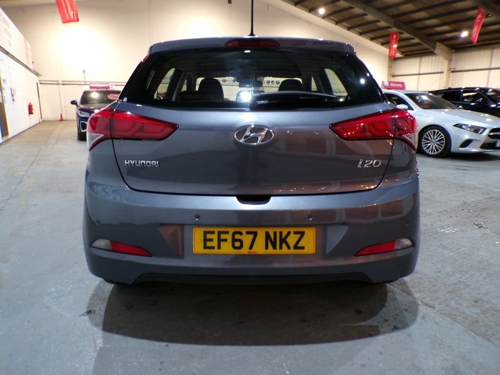 Used Hyundai i20 2017 for sale - 76822012: Photo 6