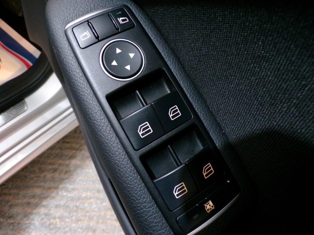 Used Mercedes-Benz B Class 2014 for sale - 77548514: Photo 17