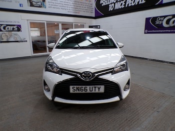 Used Toyota Yaris 2016 for sale - 78482826: Photo