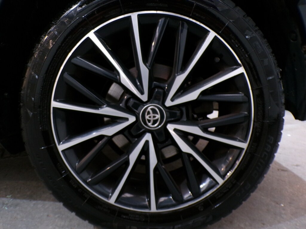 Used Toyota C-HR 2017 for sale - 77661912: Photo 11