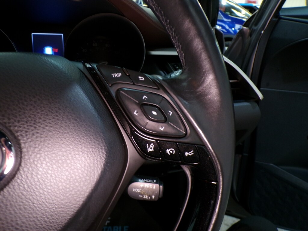 Used Toyota C-HR 2017 for sale - 77661912: Photo 22