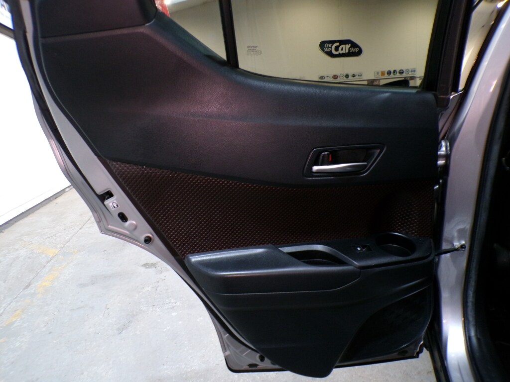 Used Toyota C-HR 2017 for sale - 77661912: Photo 28