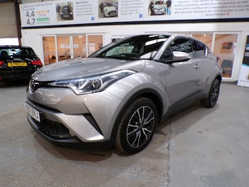 Used Toyota C-HR 2017 for sale - 77661912: Photo
