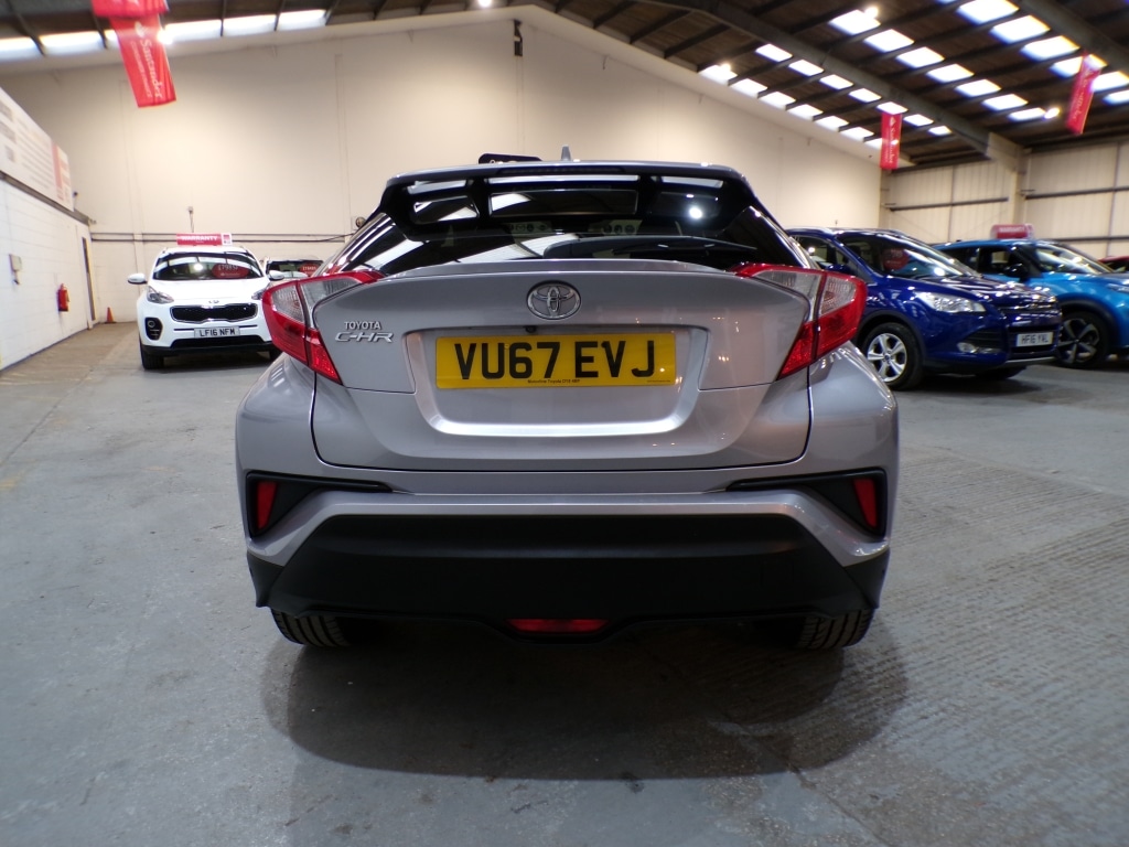Used Toyota C-HR 2017 for sale - 77661912: Photo 6