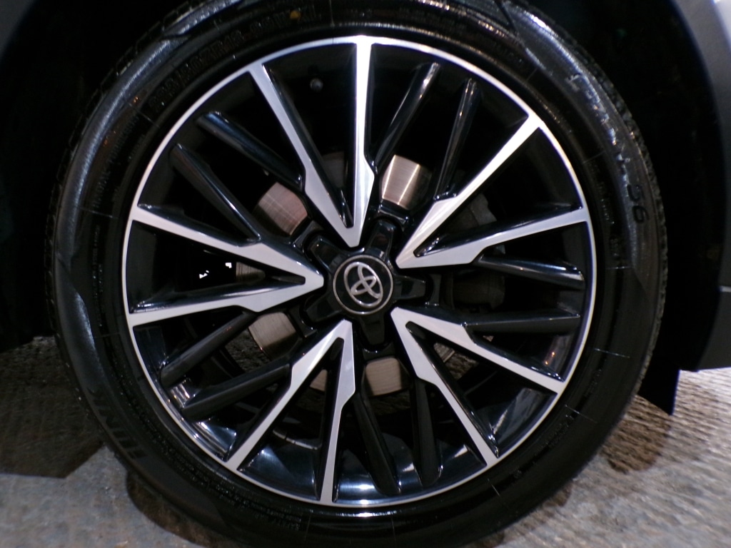 Used Toyota C-HR 2017 for sale - 77661912: Photo 9