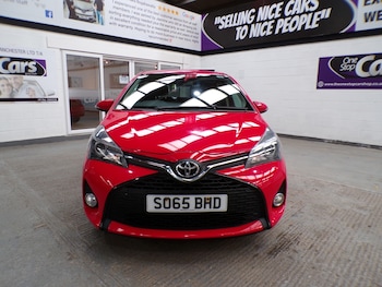 Used Toyota Yaris 2015 for sale - 78579989: Photo