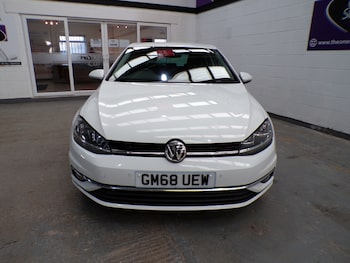 Used Volkswagen Golf 2019 for sale - 76779211: Photo