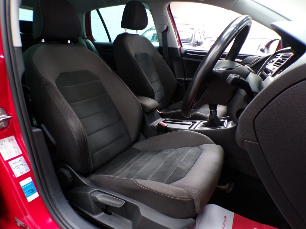 Used Volkswagen Golf 2018 for sale - 76786982: Photo 17